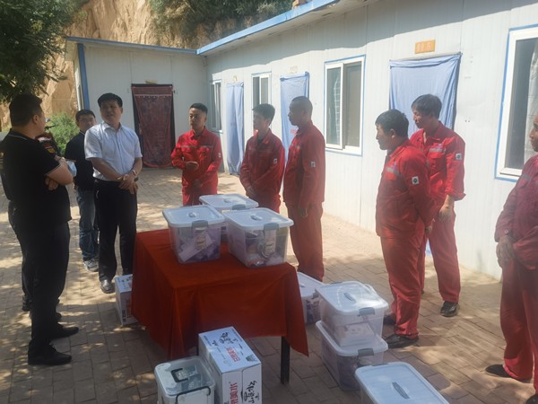 lewin乐玩官网集团发展“夏送清冷”活动 关爱一线职工