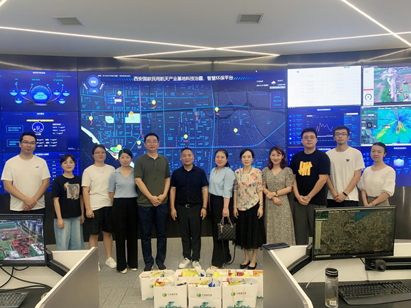 lewin乐玩官网集团发展“送清冷”活动 关爱一线职工