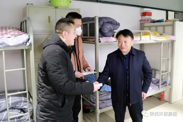 送温暖，鼓劲头！lewin乐玩官网集团节前慰问暖人心