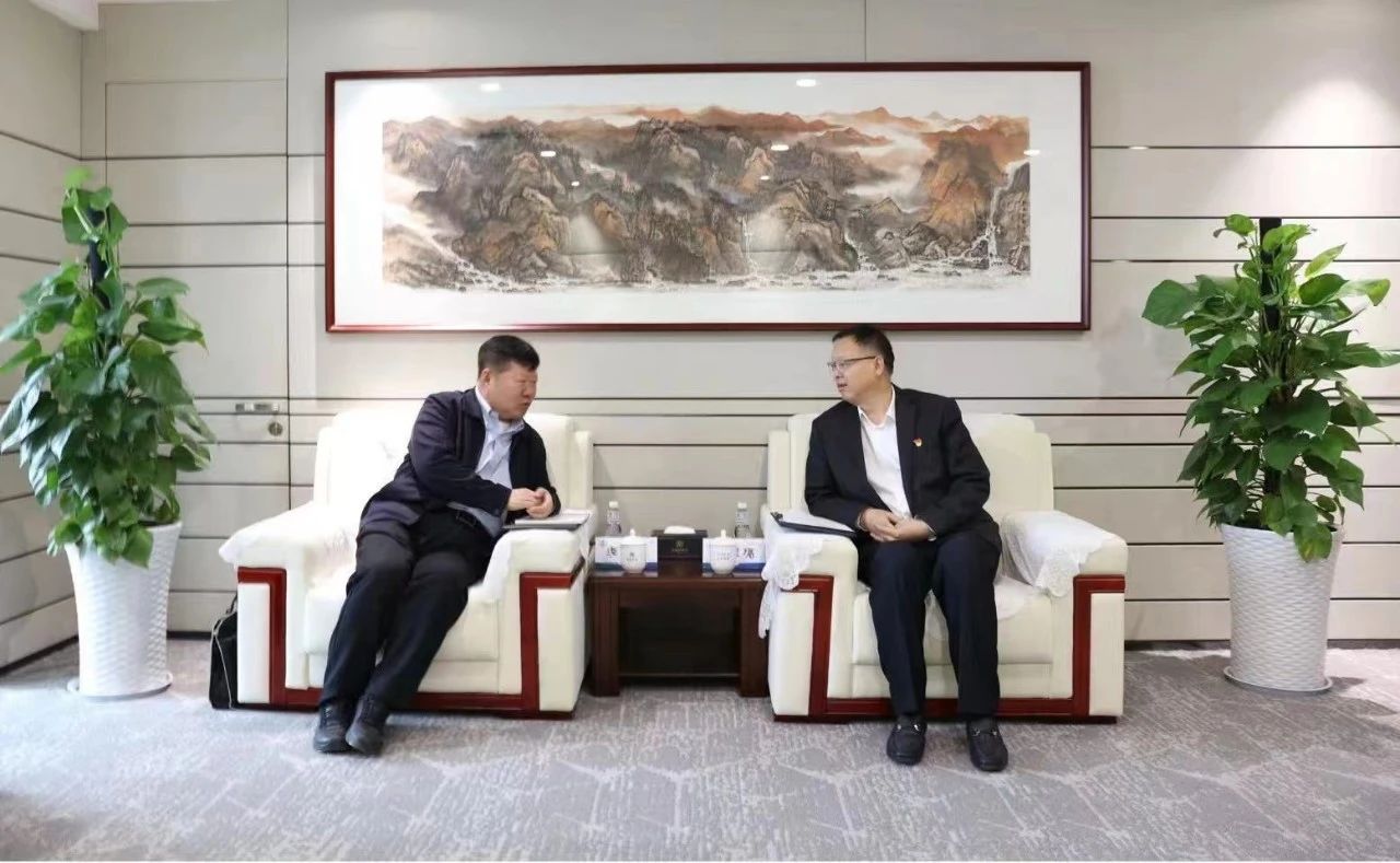 lewin乐玩官网集团与宁夏建投集团座谈互换