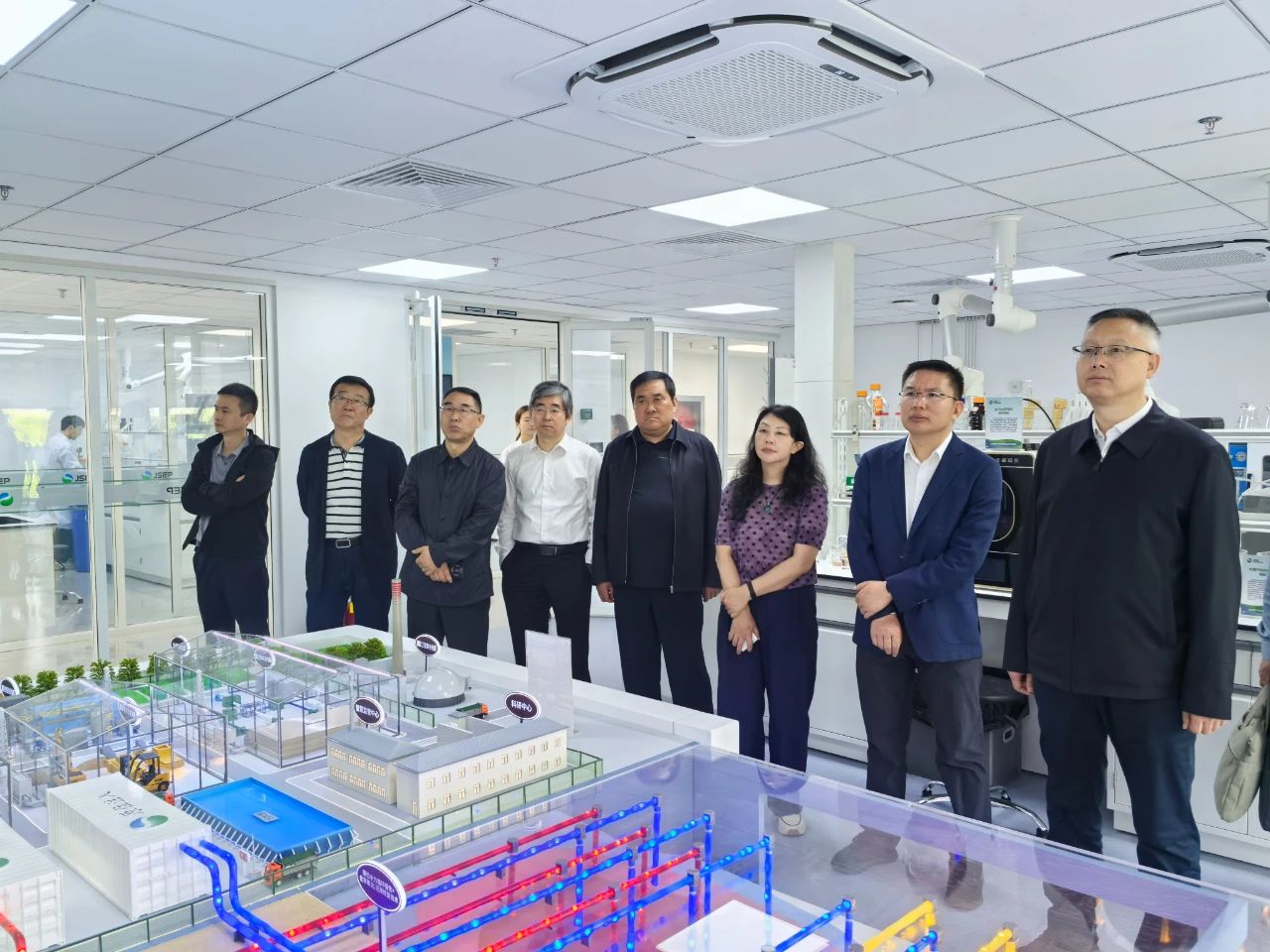 郝军亮带队赴粤苏两地环保集团调查调研